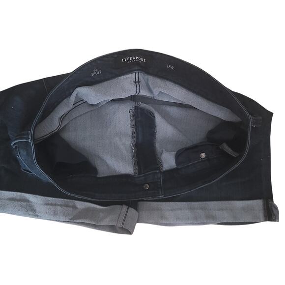 Liverpool Los Angeles Distressed Dark Wash High Waist Stretch Cuffed Shorts 18W - Picture 2 of 10